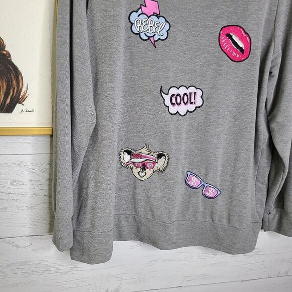 Torrid Rebel Wilson Gray Patchwork Sweatshirt‎ Size 1 - Picture 2 of 12